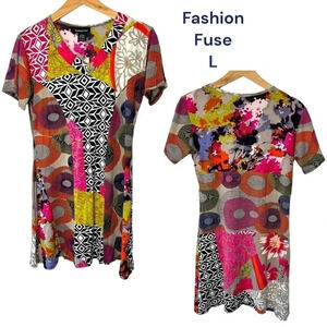 Fashion Fuse women's L multicolor psychedelic short sleeve V-neck‎ tunic artsy
